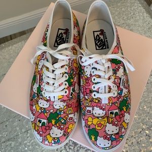 HELLO KITTY VANS SZ 8